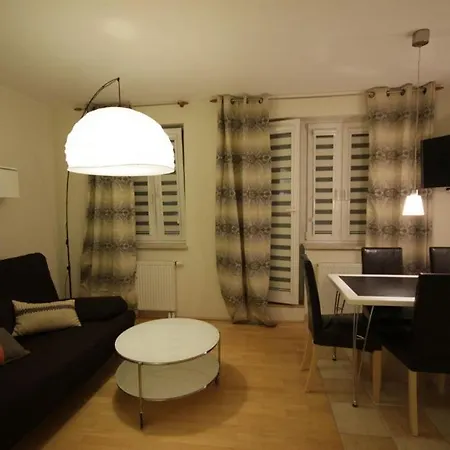 Apartamento Eden Lucka *